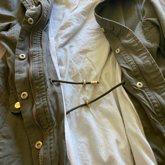 Army Jacket Size Small - Picture 7 of 10